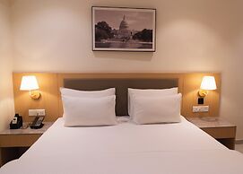 Mastiff Hotel Hinjawadi