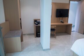 Mastiff Hotel Hinjawadi