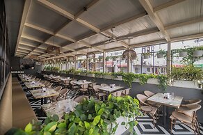 Mastiff Hotel Hinjawadi