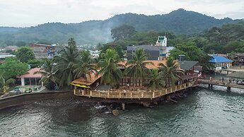 Hotel Katamaran