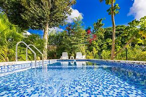 New Stylish 3BR Villa With Private Pool Terrace