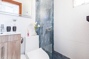 New Stylish 3BR Villa With Private Pool Terrace