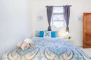 New Stylish 3BR Villa With Private Pool Terrace