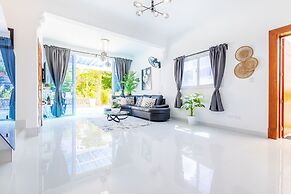 New Stylish 3BR Villa With Private Pool Terrace