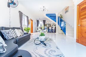 New Stylish 3BR Villa With Private Pool Terrace