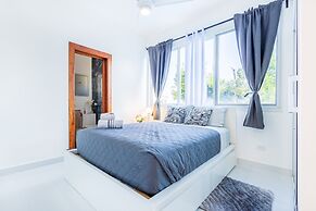 New Stylish 3BR Villa With Private Pool Terrace