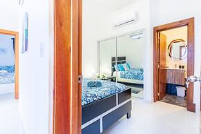 New Stylish 3BR Villa With Private Pool Terrace