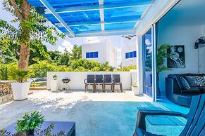 New Stylish 3BR Villa With Private Pool Terrace