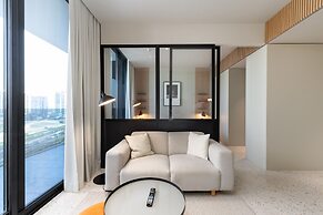 Modern Comfort 1BR w Burj Khalifa View