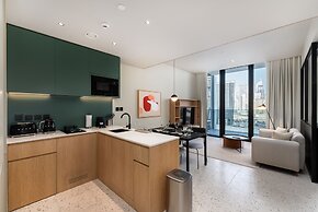 Modern Comfort 1BR w Burj Khalifa View