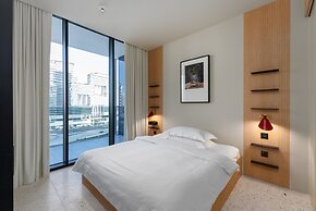Modern Comfort 1BR w Burj Khalifa View