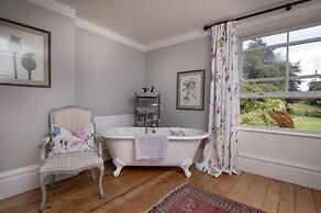 Linscott Farmhouse in Moretonhampstead
