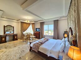 L'Orchidée - Luxury Suites