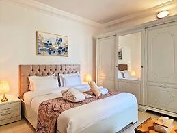 L'Orchidée - Luxury Suites