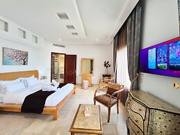 L'Orchidée - Luxury Suites