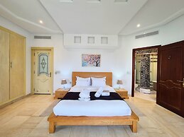 L'Orchidée - Luxury Suites