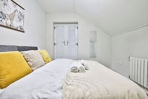 Whitchurch Place 2 Bed Flat in Cardiff