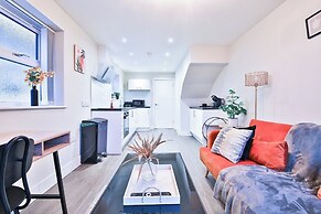 Whitchurch Place 2 Bed Flat in Cardiff