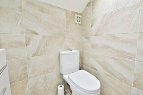 Whitchurch Place 2 Bed Flat in Cardiff