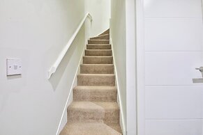 Whitchurch Place 2 Bed Flat in Cardiff