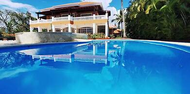 9th Hole Villa