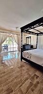 9th Hole Villa