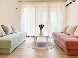 Cozy Karuc Home
