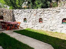 Cozy Karuc Home