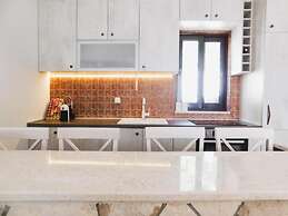 Cozy Karuc Home