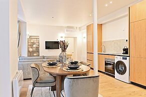 Superb Air-conditioned Flat Galeries Lafayette