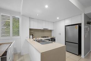 Pool View 3-Bed Oasis in Drift Resort