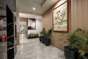Elinor Hotel
