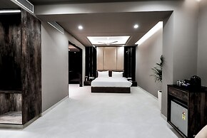 Elinor Hotel