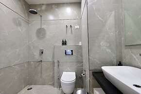 Elinor Hotel