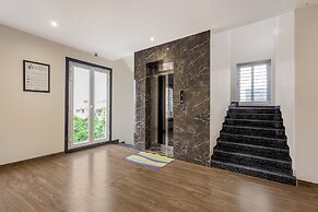 Treebo Iraa, 5 Minutes From Railway Station