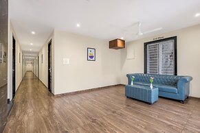 Treebo Iraa, 5 Minutes From Railway Station