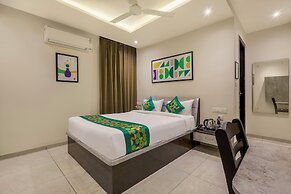 Treebo Iraa, 5 Minutes From Railway Station