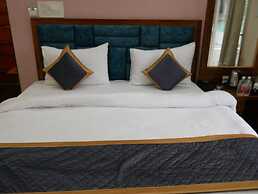 Hotel AyushMan Inn