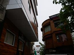 Hotel AyushMan Inn