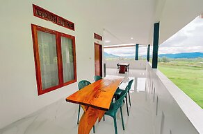 Simangande View & Resto by Staigo