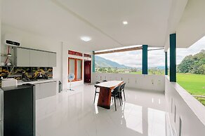 Simangande View & Resto by Staigo