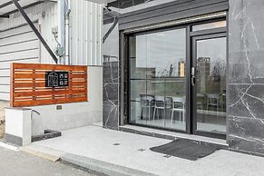 Siricoast House