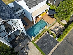 8 Valley KhaoYai