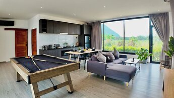 8 Valley KhaoYai