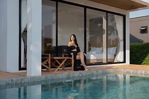 8 Valley KhaoYai