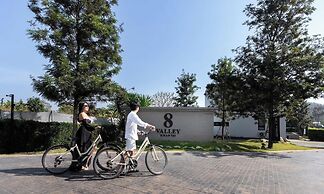 8 Valley KhaoYai