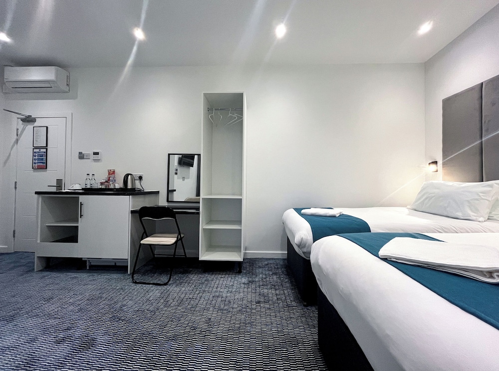Park Inn Palace