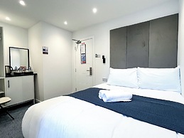 Park Inn Palace