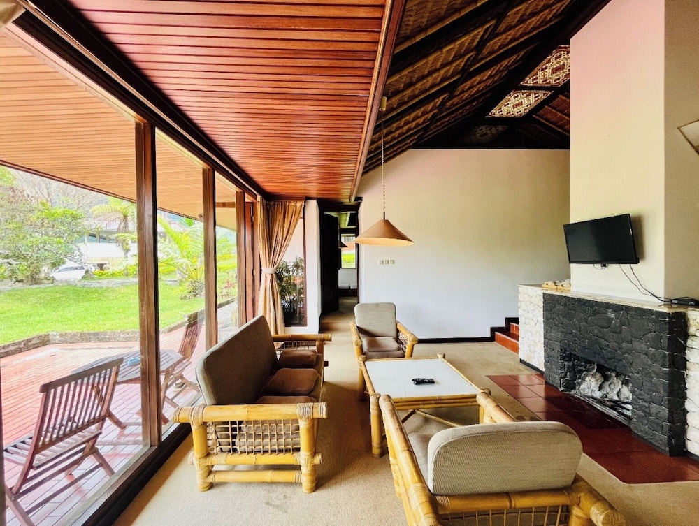 The Buyan Villas Resort