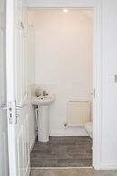 5 Bed Detached House - Sleeps 14